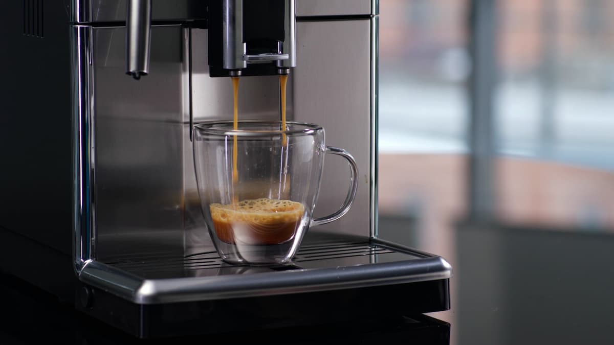 Machine à Café en Grains : Idéale pour la Maison ou le Bureau ?